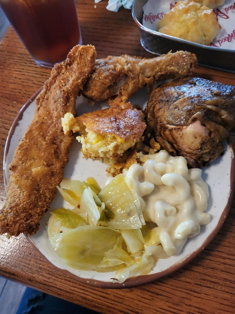 Aunt Granny’s (Dollywood) — Pigeon Forge, TN