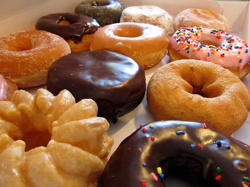 Donuts (doughnuts)