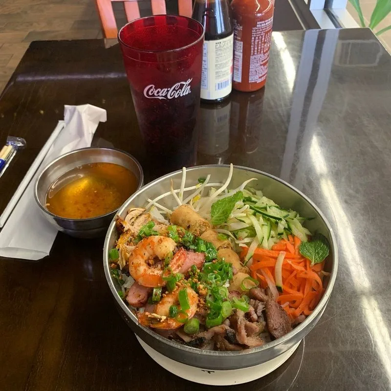 Pho Nhi Vietnamese Noodle House