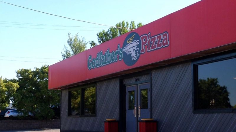 Godfather’s Pizza — Minneapolis/Brooklyn Park, MN