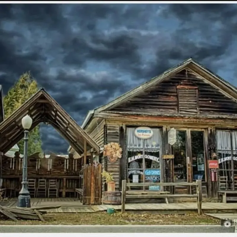 EH Montgomery General Store