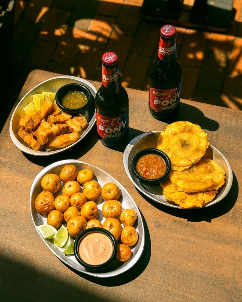Super Rico Colombian Restaurant & Bar — Orlando