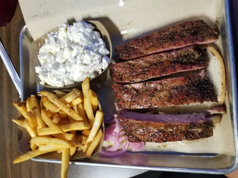 J's Smokehouse