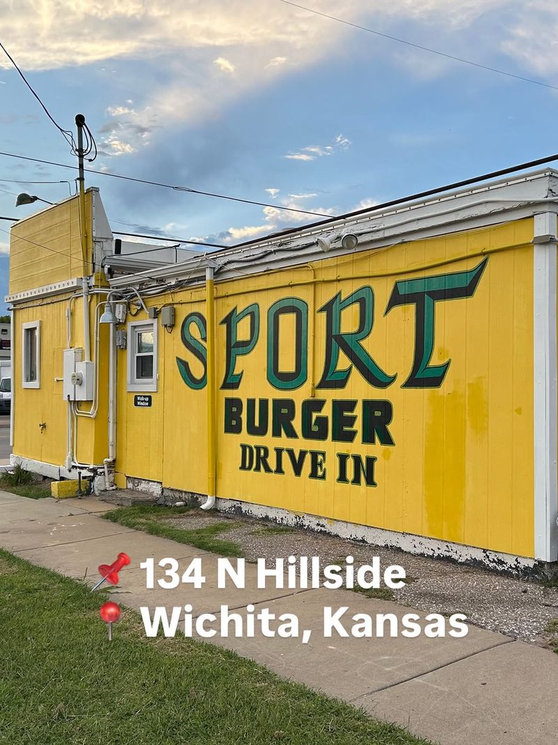 Sport Burger Drive-In – Wichita, KS