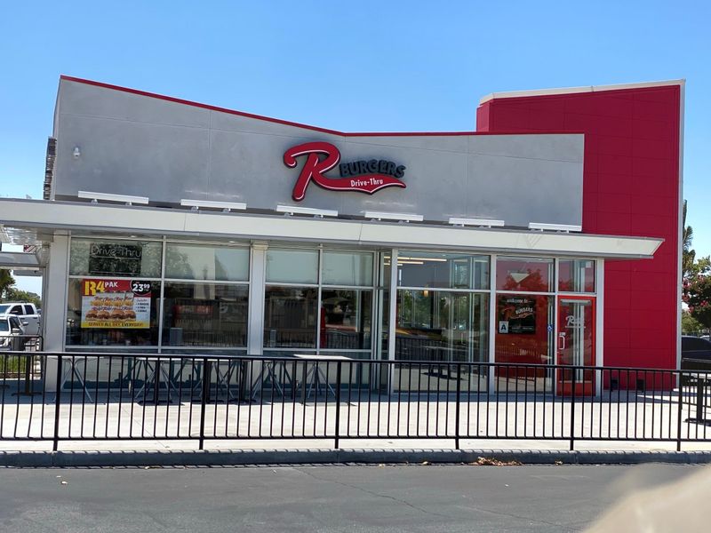 R Burgers – Moreno Valley