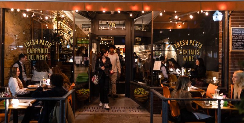 715 Restaurant