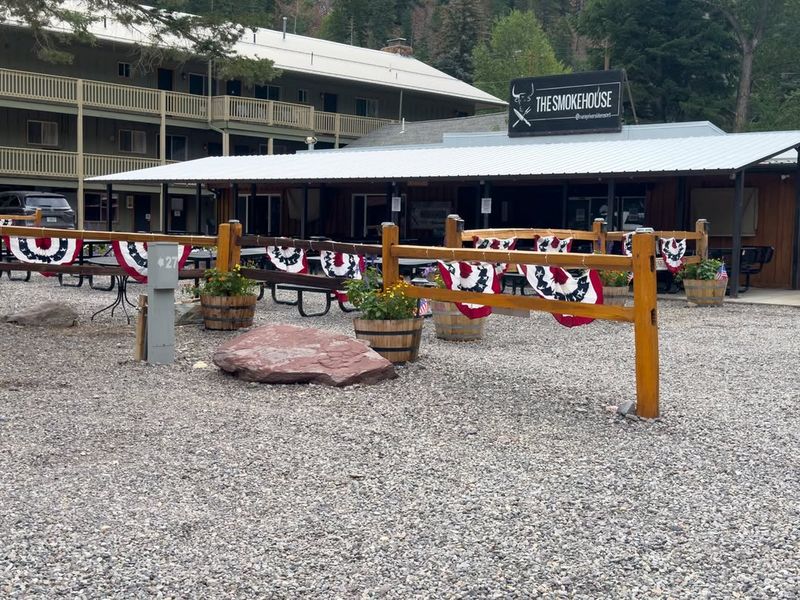 The Smokehouse Ouray Riverside Resort