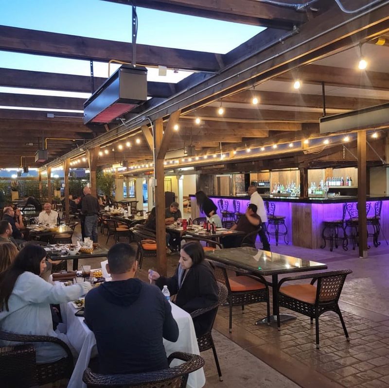 The Garden Mediterranean Restaurant & Café – Santa Maria