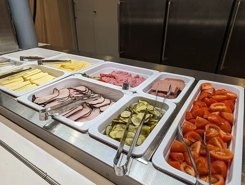 Breakfast Is the Most Popular (and Most Crowded) Meal