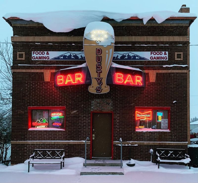 Dusty's Bar – Brady, MT