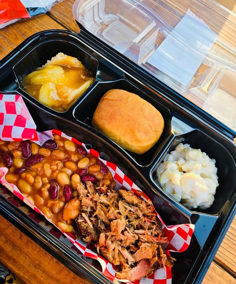Paula Deen’s Lumberjack Feud Supper Show — Pigeon Forge, TN