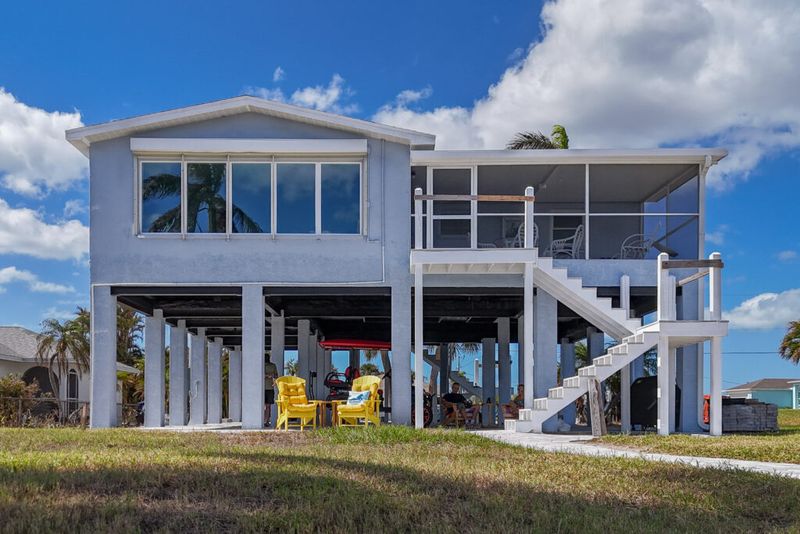 Matlacha or Pine Island Cottage