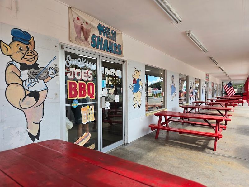 Smokin' Joe's BBQ — Bowling Green