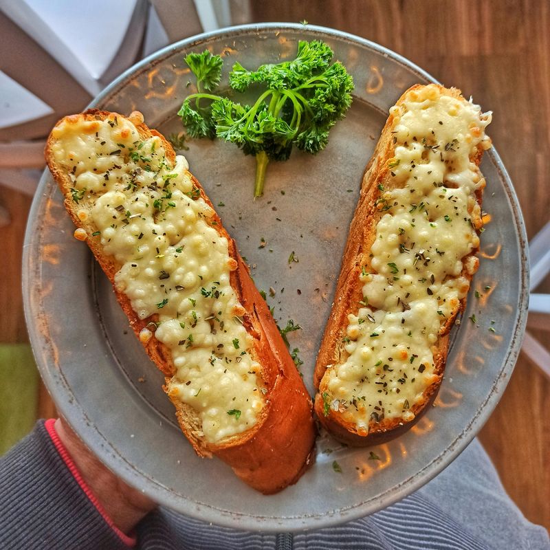 Skip: Garlic Bread