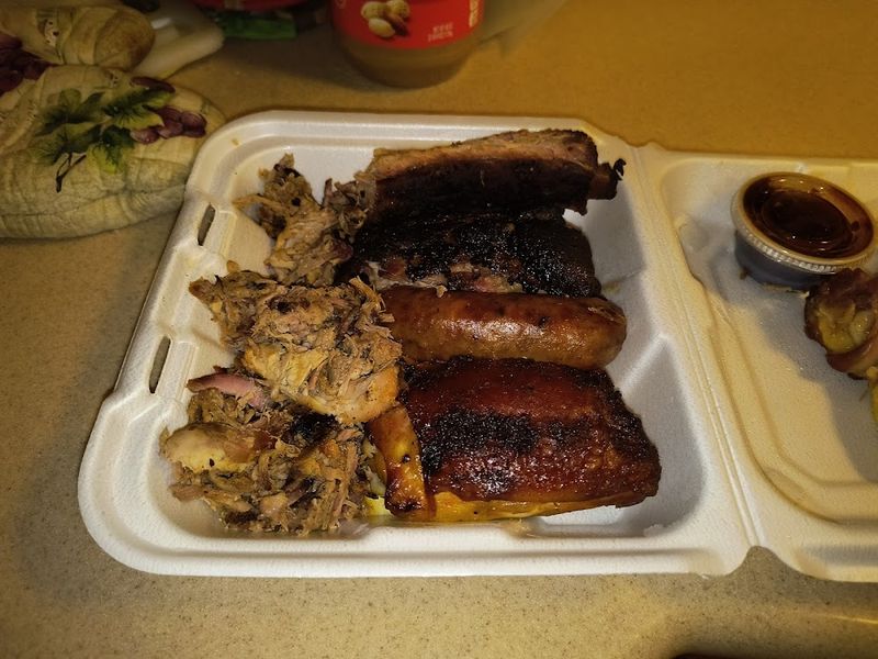 Porters SmokeHouse – Dorr, MI