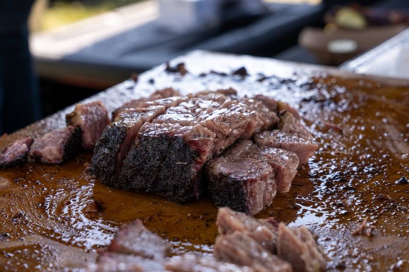 Whatcha Smokin’ BBQ + Brew – Luther, IA