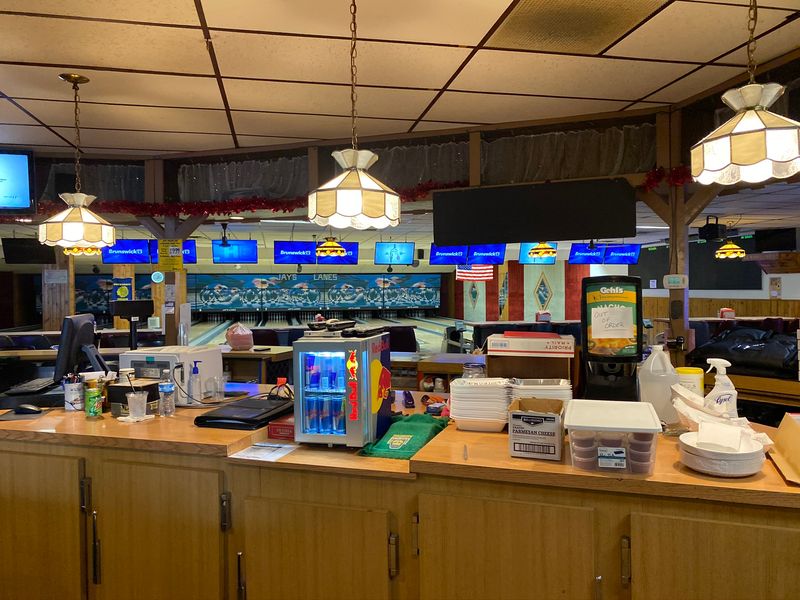 Jay's Lanes – Mukwonago