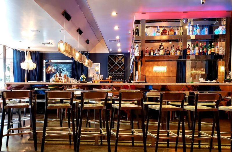 Chive Sea Bar & Lounge – Savannah