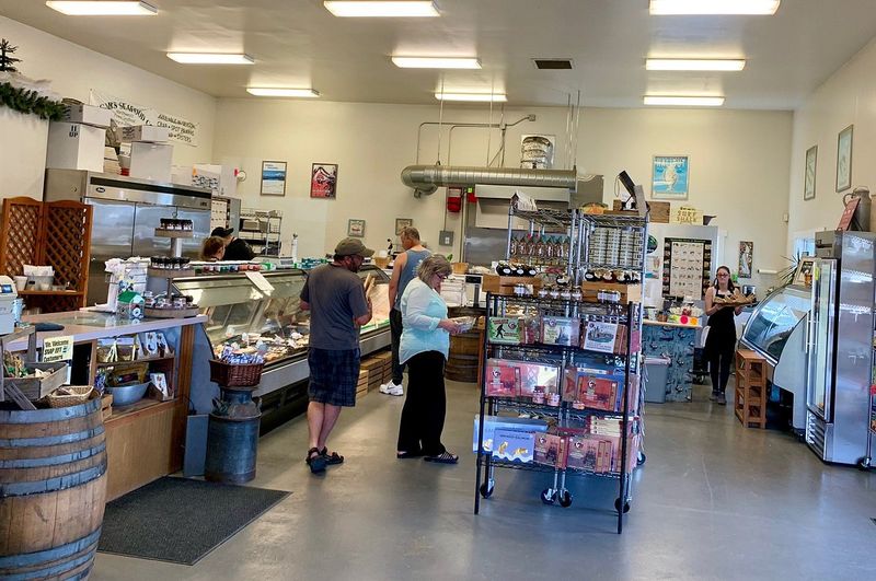 Skagit's Own Fish Market — Burlington