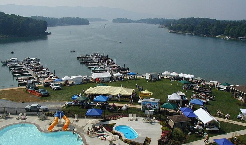 Smith Mountain Lake, Virginia