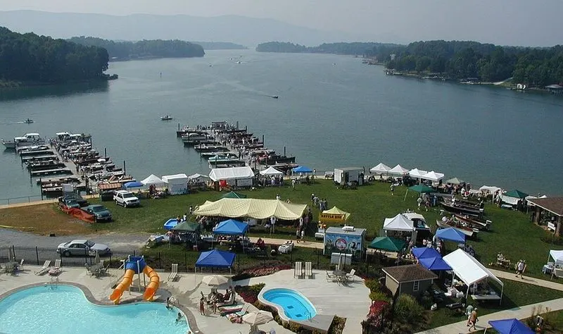 Smith Mountain Lake, Virginia