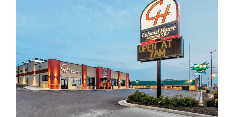 Colonial House Restaurant & Bar (Rapid City)