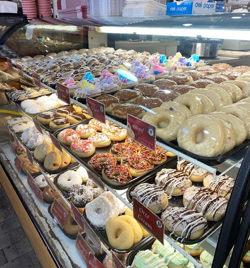 Beiler's Doughnuts - Lancaster
