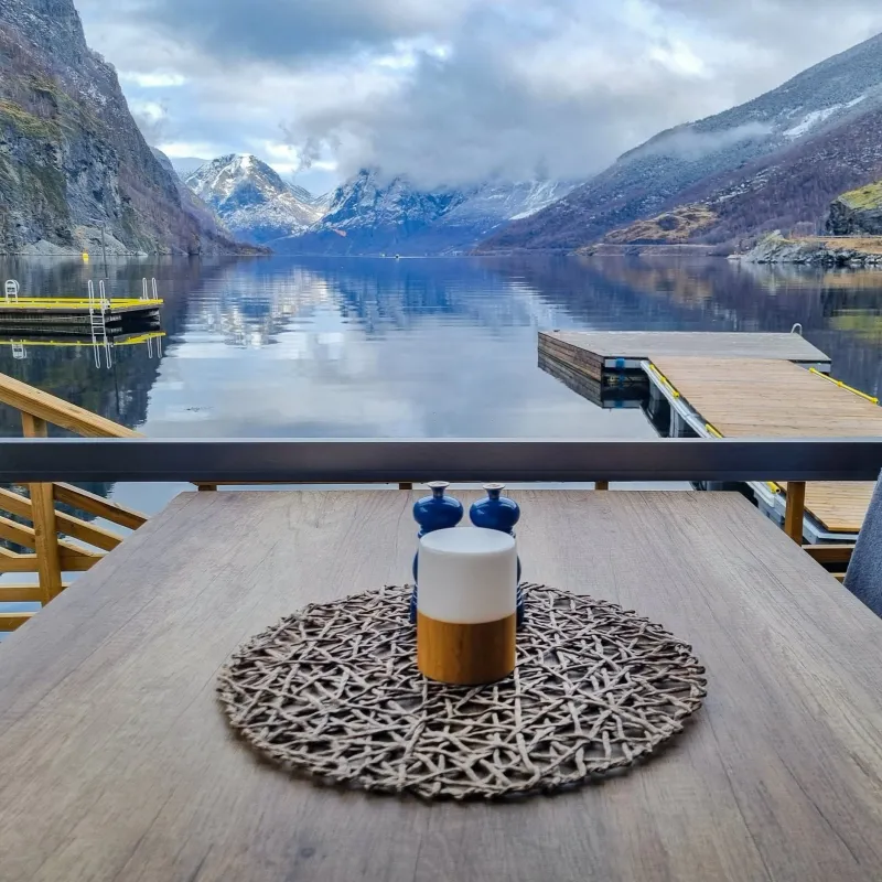 Flåm's Charming Cafés