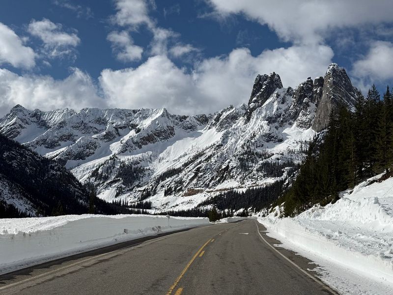 North Cascades Highway (Washington State Route 20)