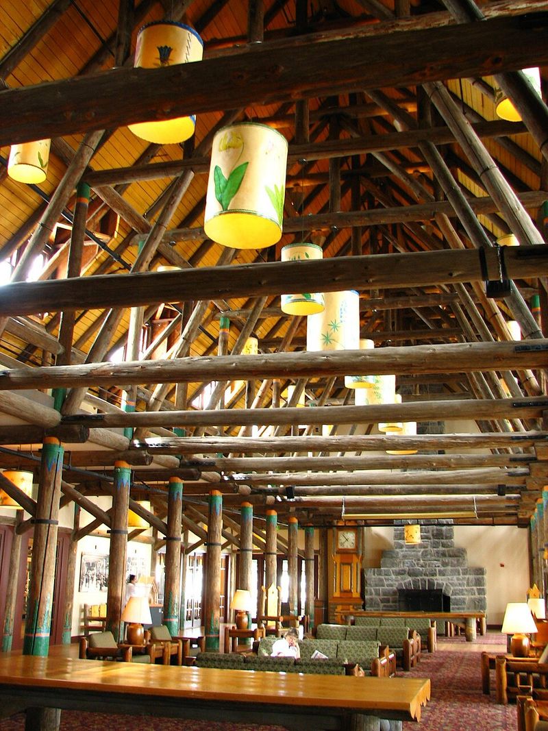 Paradise Inn