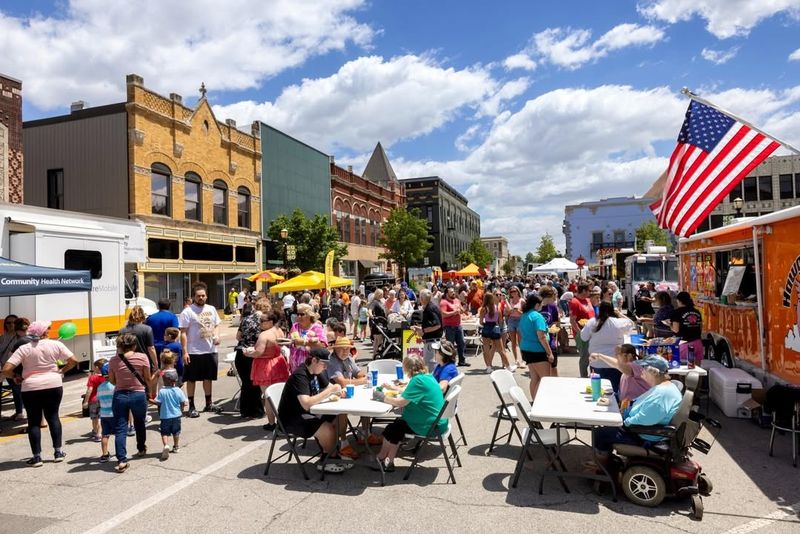 Kokomo — “Quiet Factories, Loud Small-Town Nights”