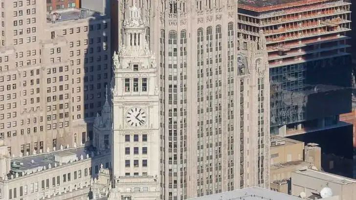 The Oldest Skyscrapers in America You Can Still Explore Today