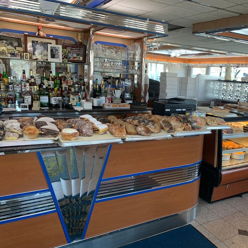 Blue Colony Diner – Newtown