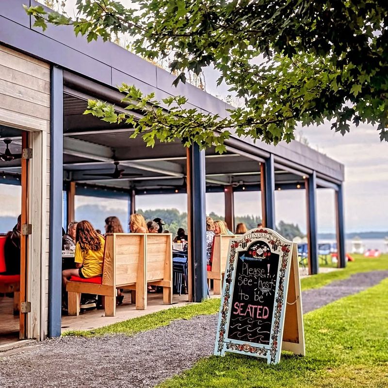 Pier Bar (at North Hero House) – North Hero