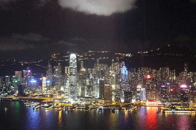 Sky100, Hong Kong