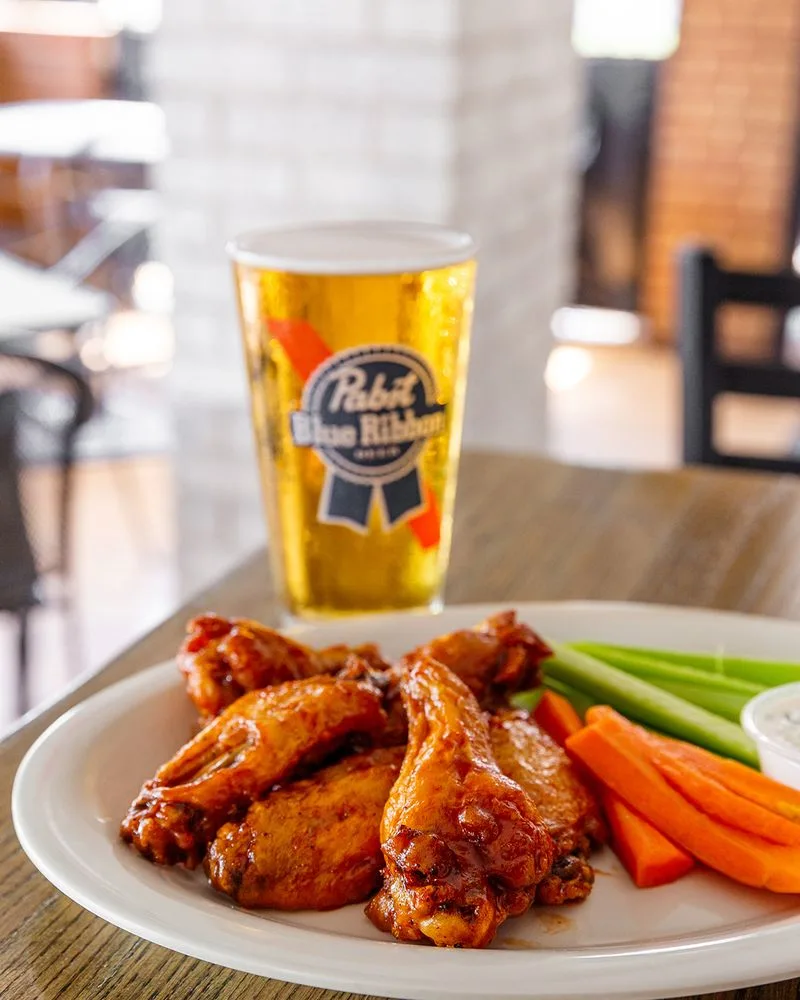 Lucky's Burger & Brew - Multiple Atlanta Area Locations