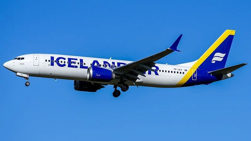 Use Budget Airlines (Like PLAY or Icelandair Deals)