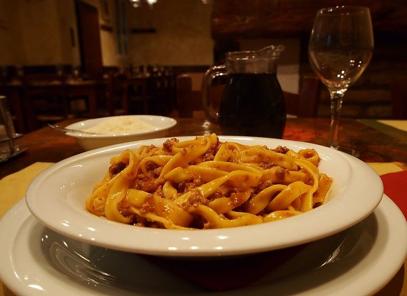 Try: Tagliatelle al Ragù