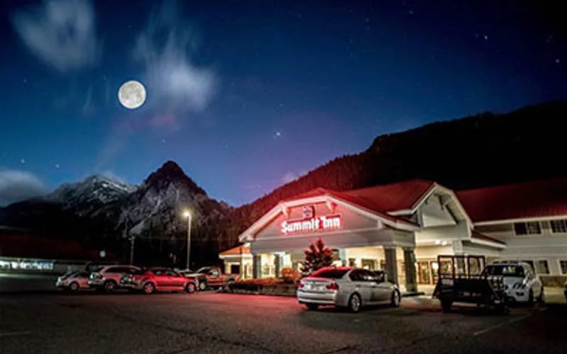 The Summit Inn Diner