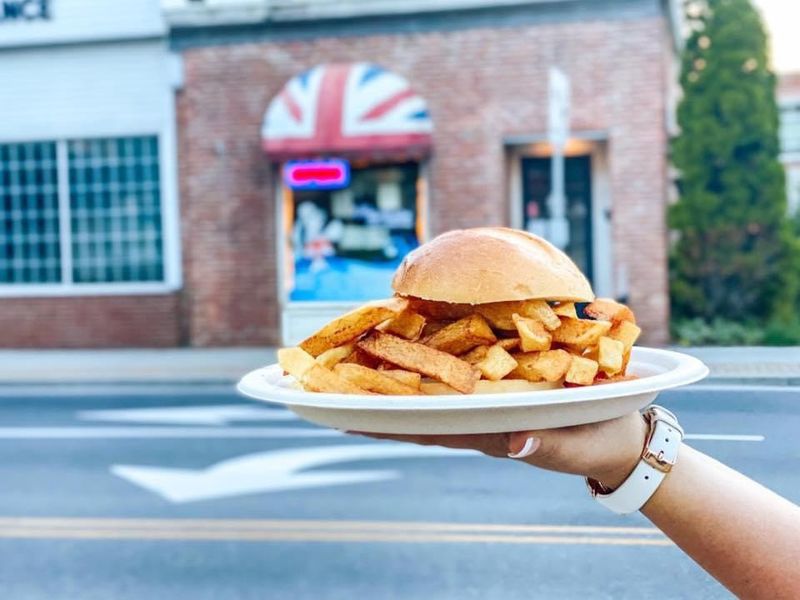Lil’ Britain – Bennington