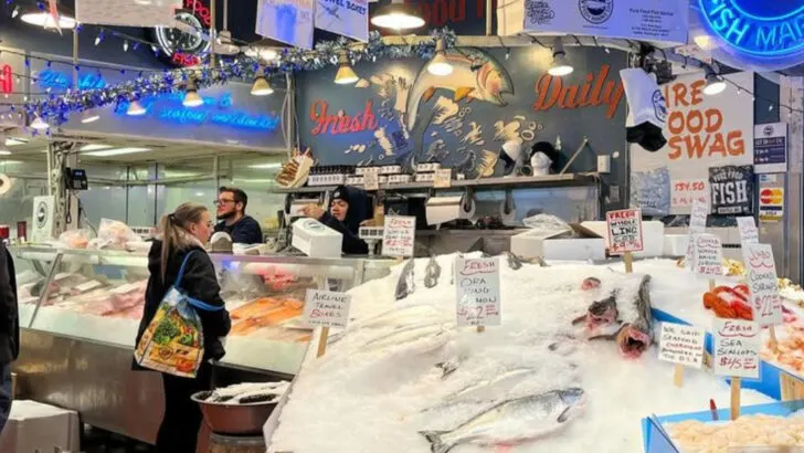 Washington’s Seafood Markets Where Chefs Shop (And Locals Know To Arrive Early)