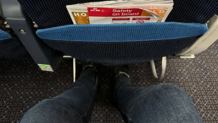 What Frequent Flyers Refuse to Wear on Planes (and Why)