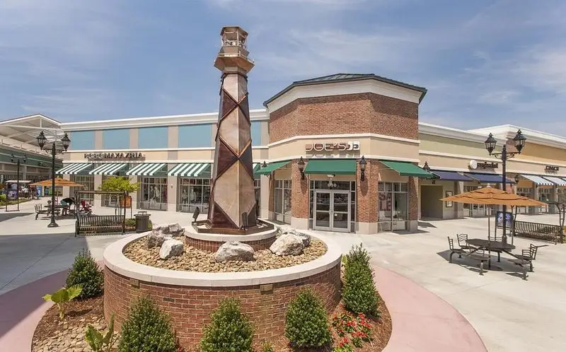 Tanger Outlets Roanoke
