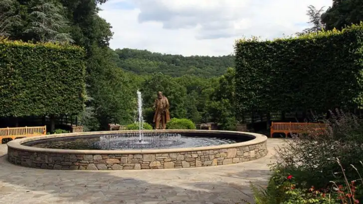 Your First Weekend in Asheville Will Leave You Wanting to Stay Longer