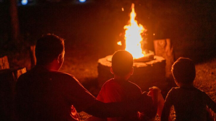 10 Family Traditions Travelers Are Reviving on the Road Again