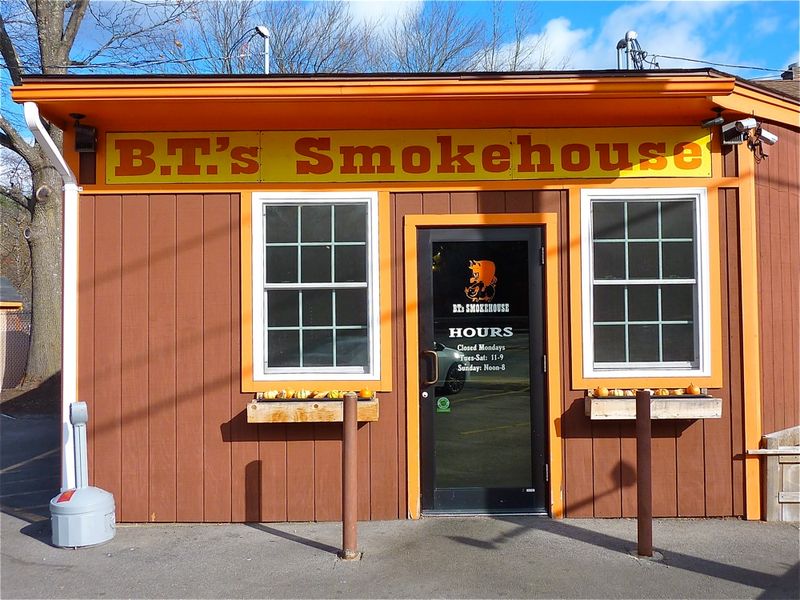 B.T.'s Smokehouse — Sturbridge