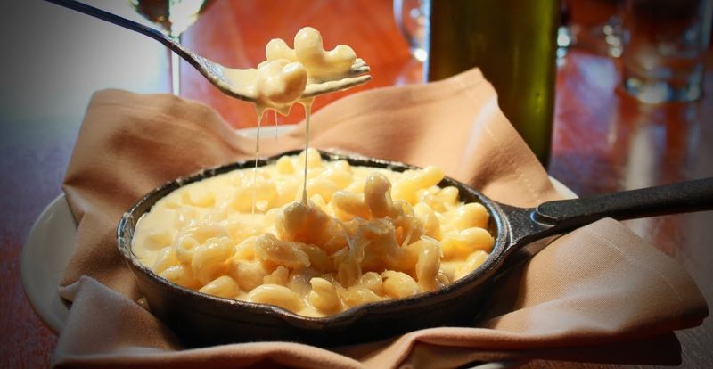 Crave Kitchen & Cocktails