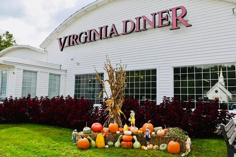 Virginia Diner — Wakefield