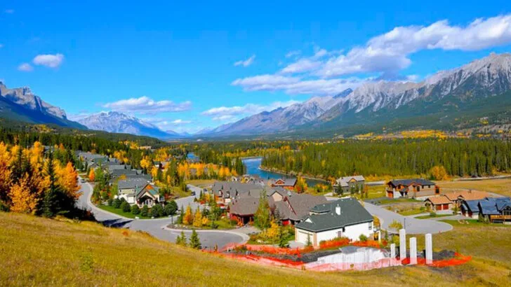 11 Rocky Mountain Cities Travelers Never Regret Making Time For