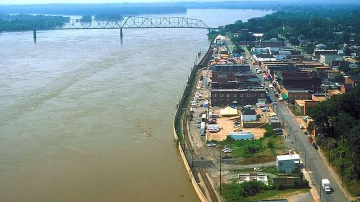 11 Small Missouri Towns I Only Spent an Afternoon In But Want to Revisit